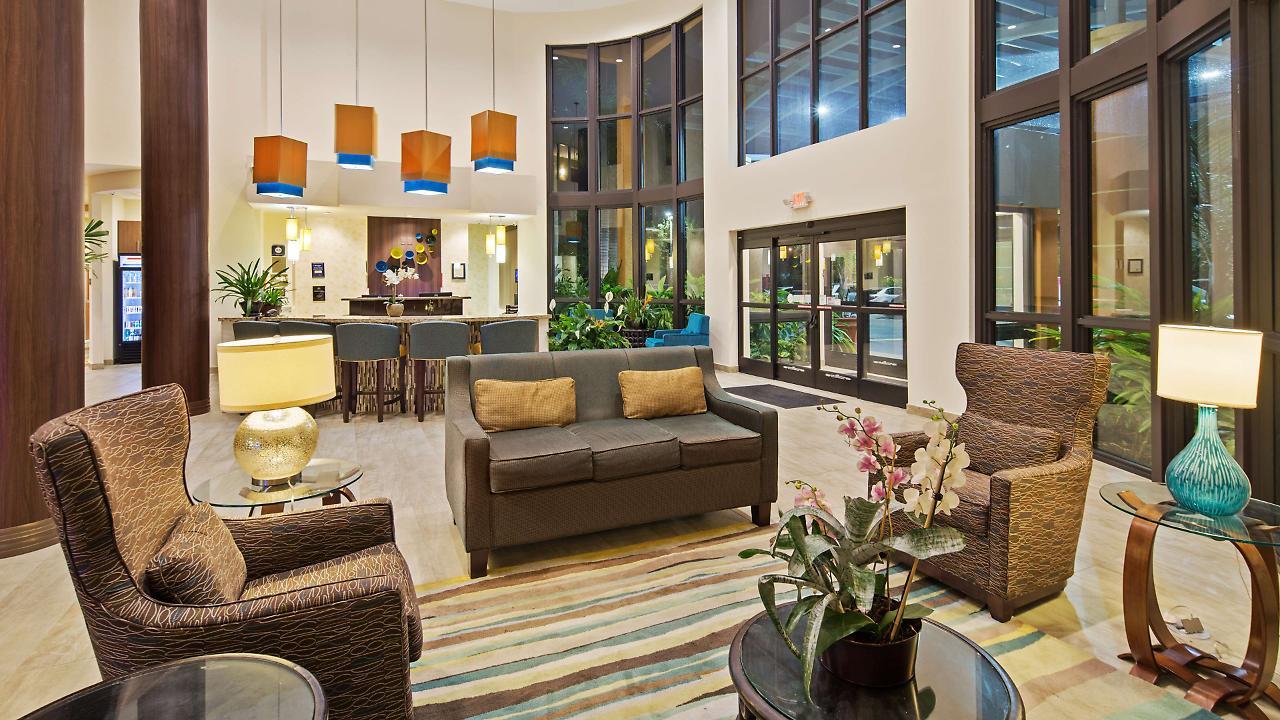 Best Western Plus Miami Executive Airport Hotel And Suites Country Walk Екстер'єр фото